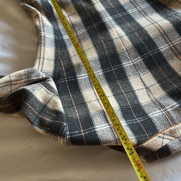 Well tailored Rene Lézard plaid blazer EUC - Picture 15 of 15